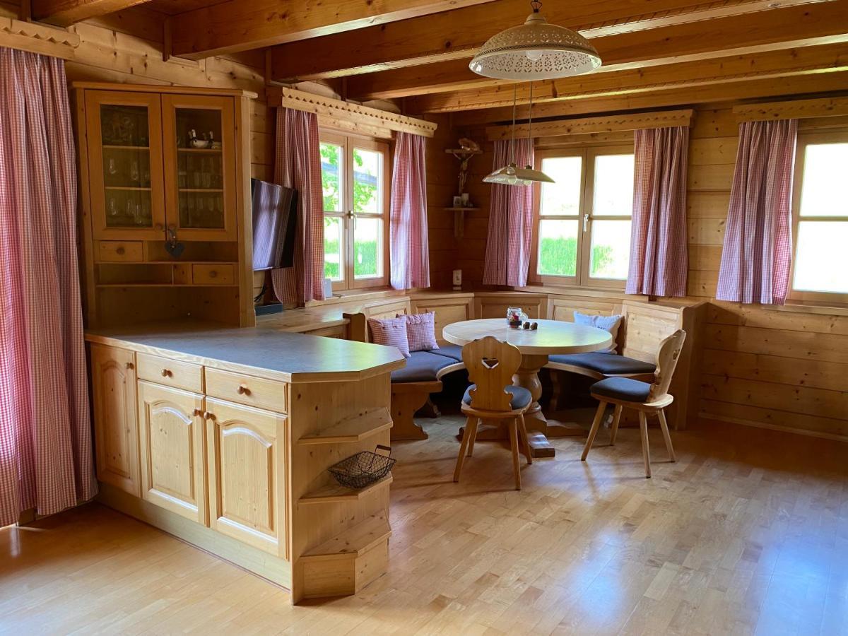 Bio Bauernhof Perneissl Apartment Бишофсхофен Екстериор снимка